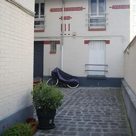 Joli A 10 Minutes De Paris En Metro - Parking Offert