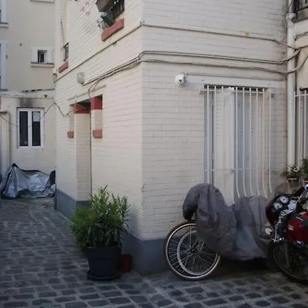 Joli A 10 Minutes De Paris En Metro - Parking Offert Saint-Ouen (Seine-Saint-Denis)